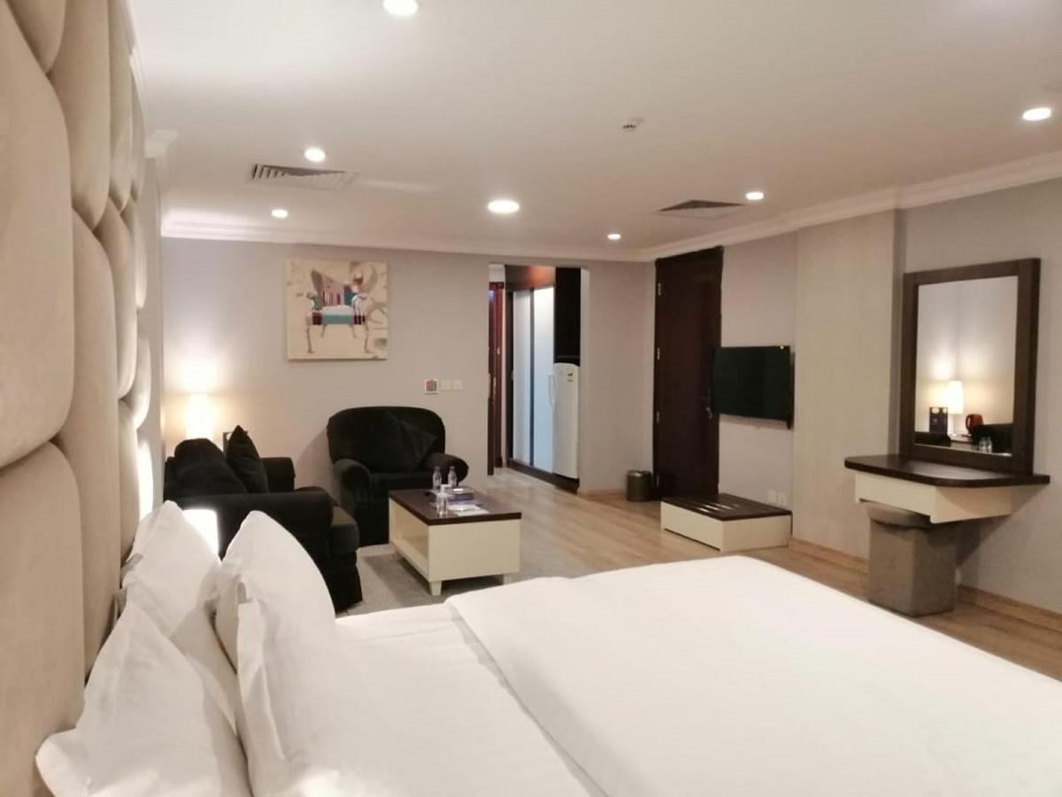 Al Jury Residence Hotel Suites Al Khobar Luaran gambar