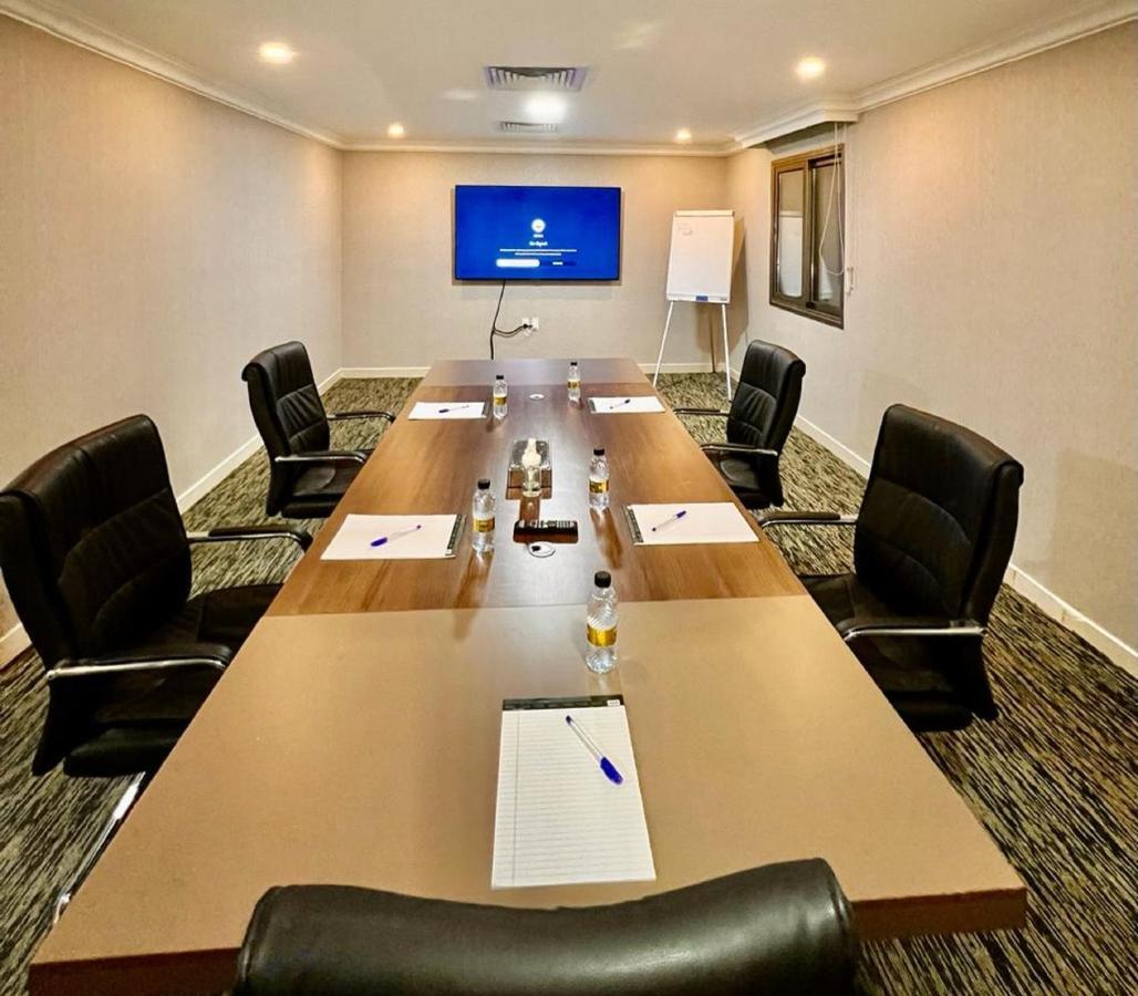 Al Jury Residence Hotel Suites Al Khobar Luaran gambar