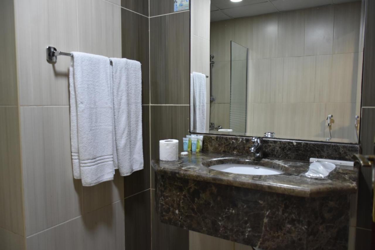 Al Jury Residence Hotel Suites Al Khobar Luaran gambar