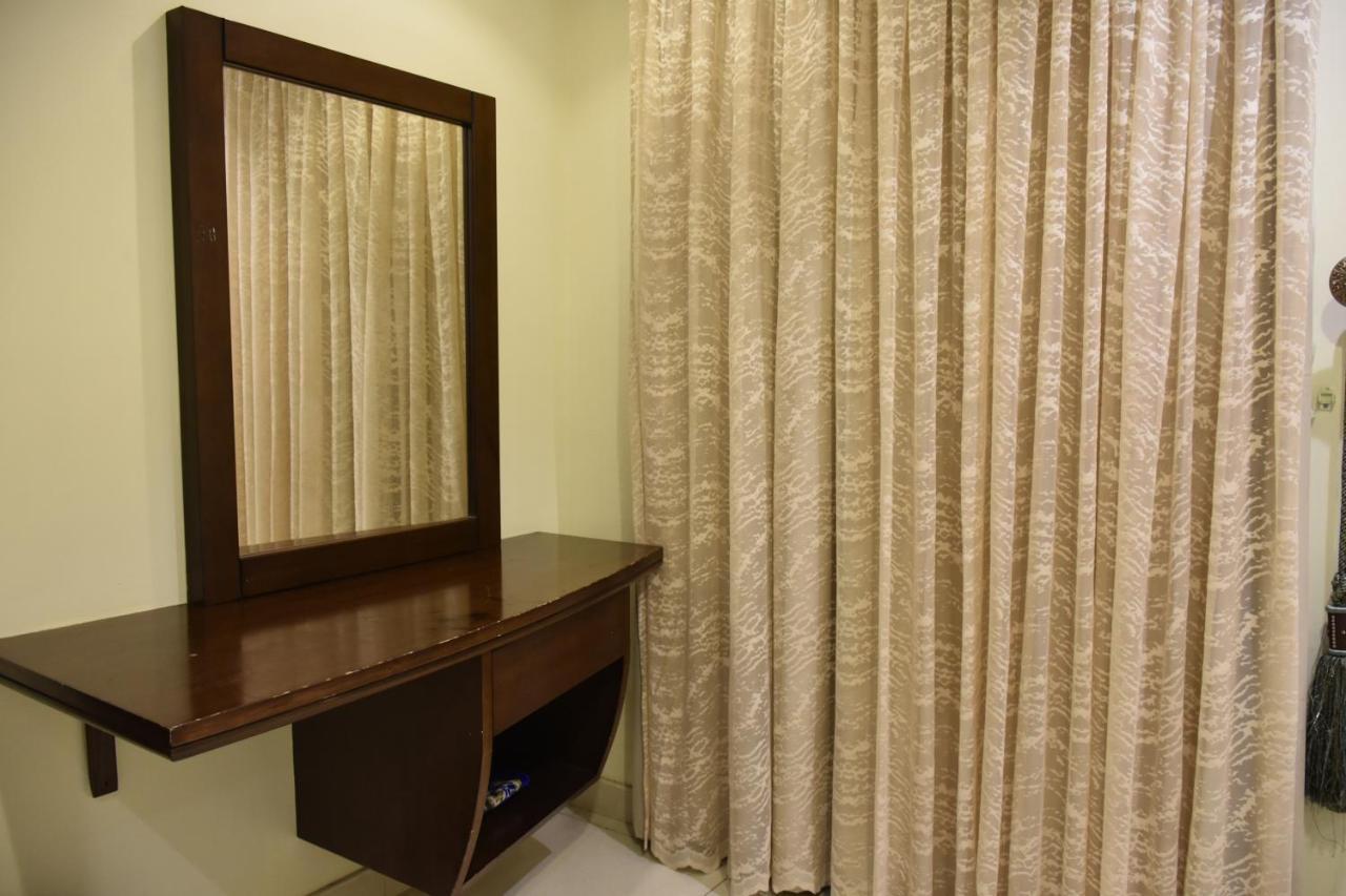 Al Jury Residence Hotel Suites Al Khobar Luaran gambar